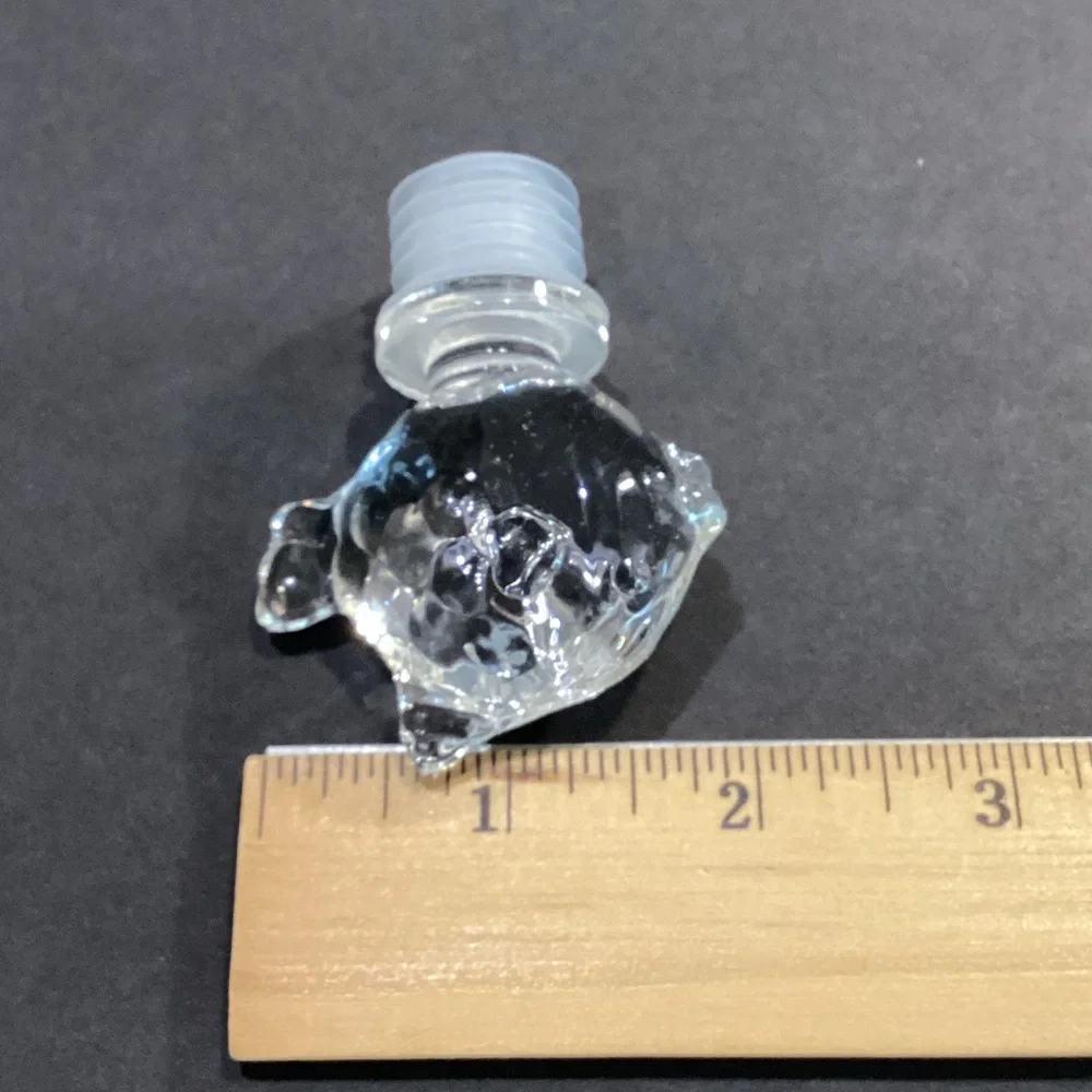 Clear Glass Fish Bottle Stopper - Decorative Aquarium Theme